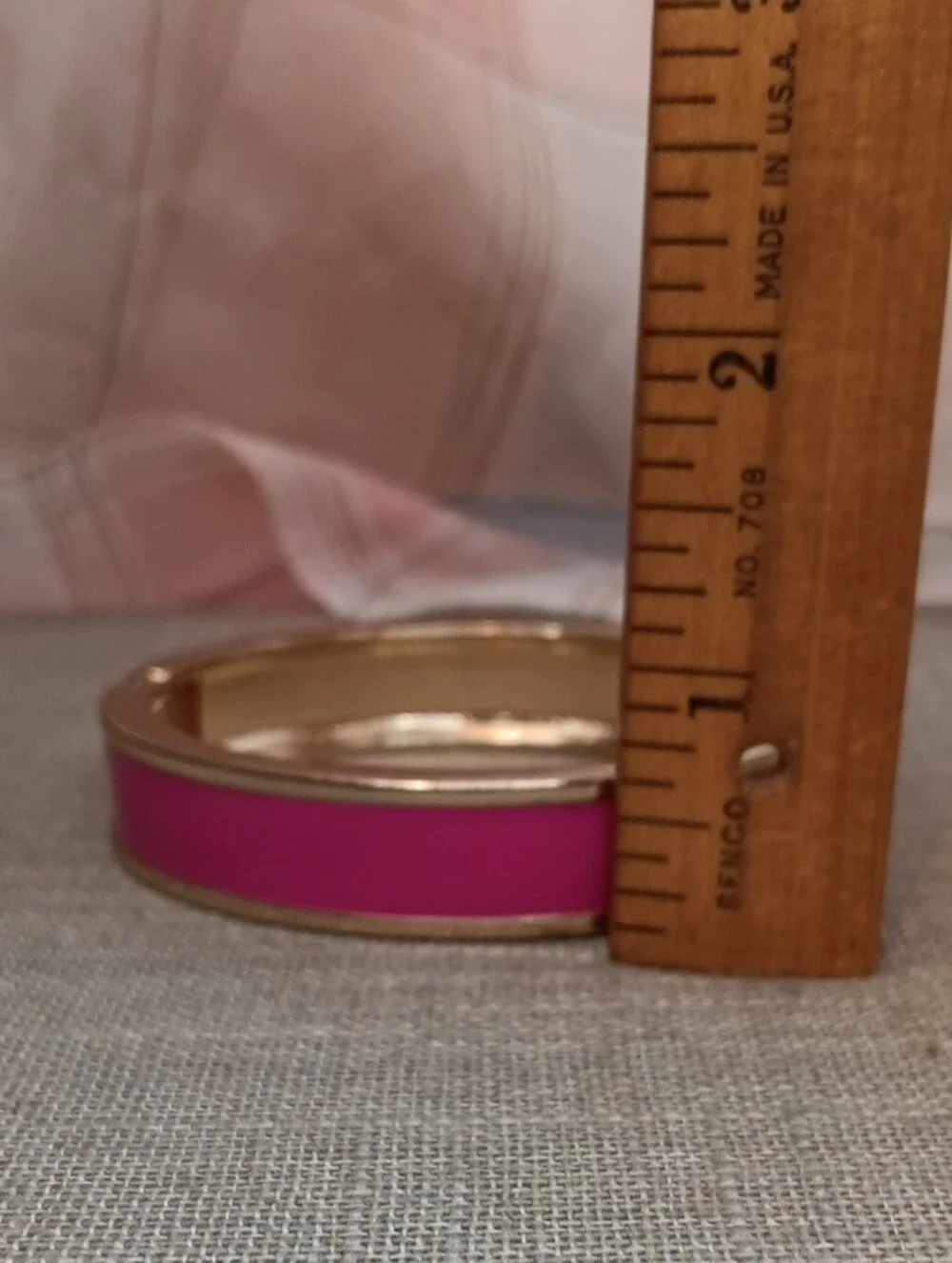 Avon Gold-Tone Fuchsia Pink Enamel Hinged Bangle Bracelet